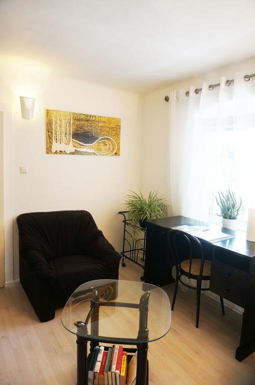Ferienhaus Black & White Bromberg Ngoại thất bức ảnh